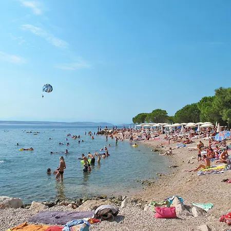 Fuer 6 Personen Mit Balkon Und Meerblick By Interhome Apartment Crikvenica